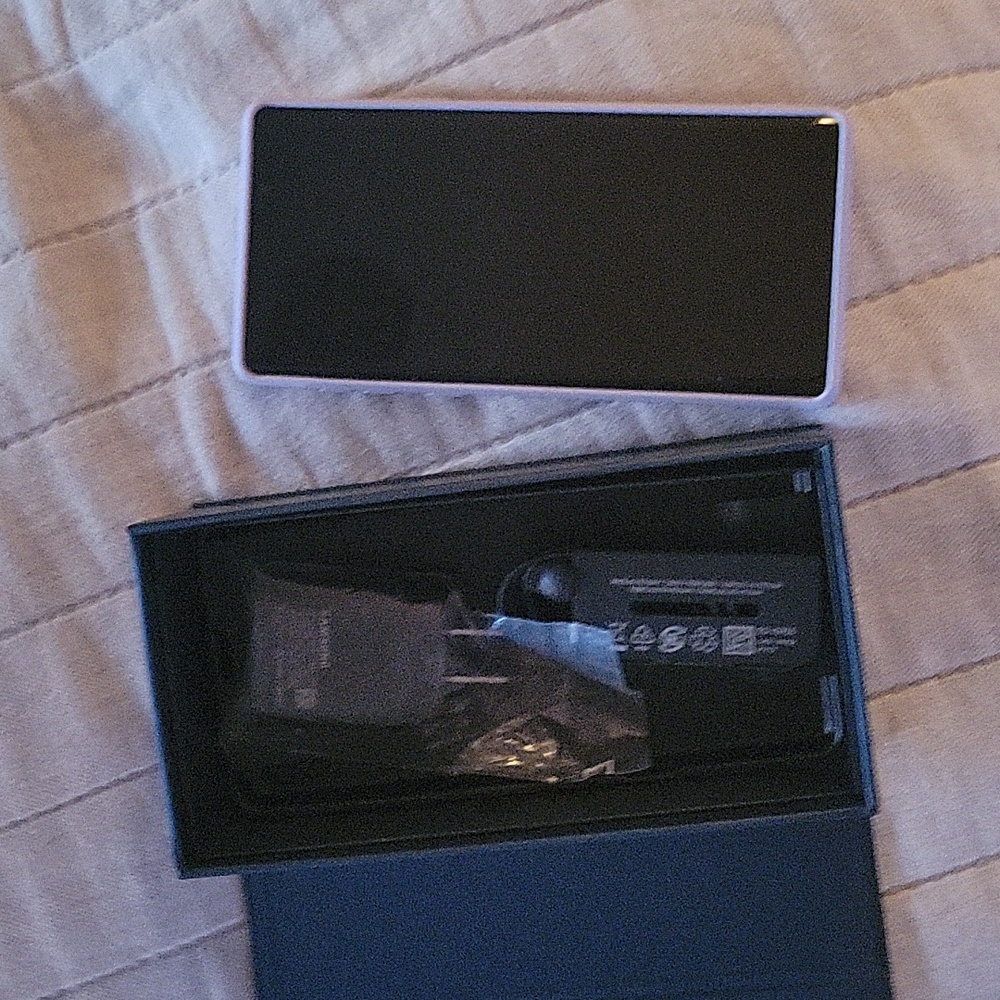 Samsung note 9 in new condition